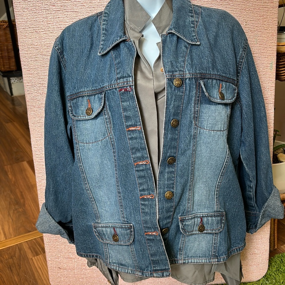 100% cotton jean jacket -runs big